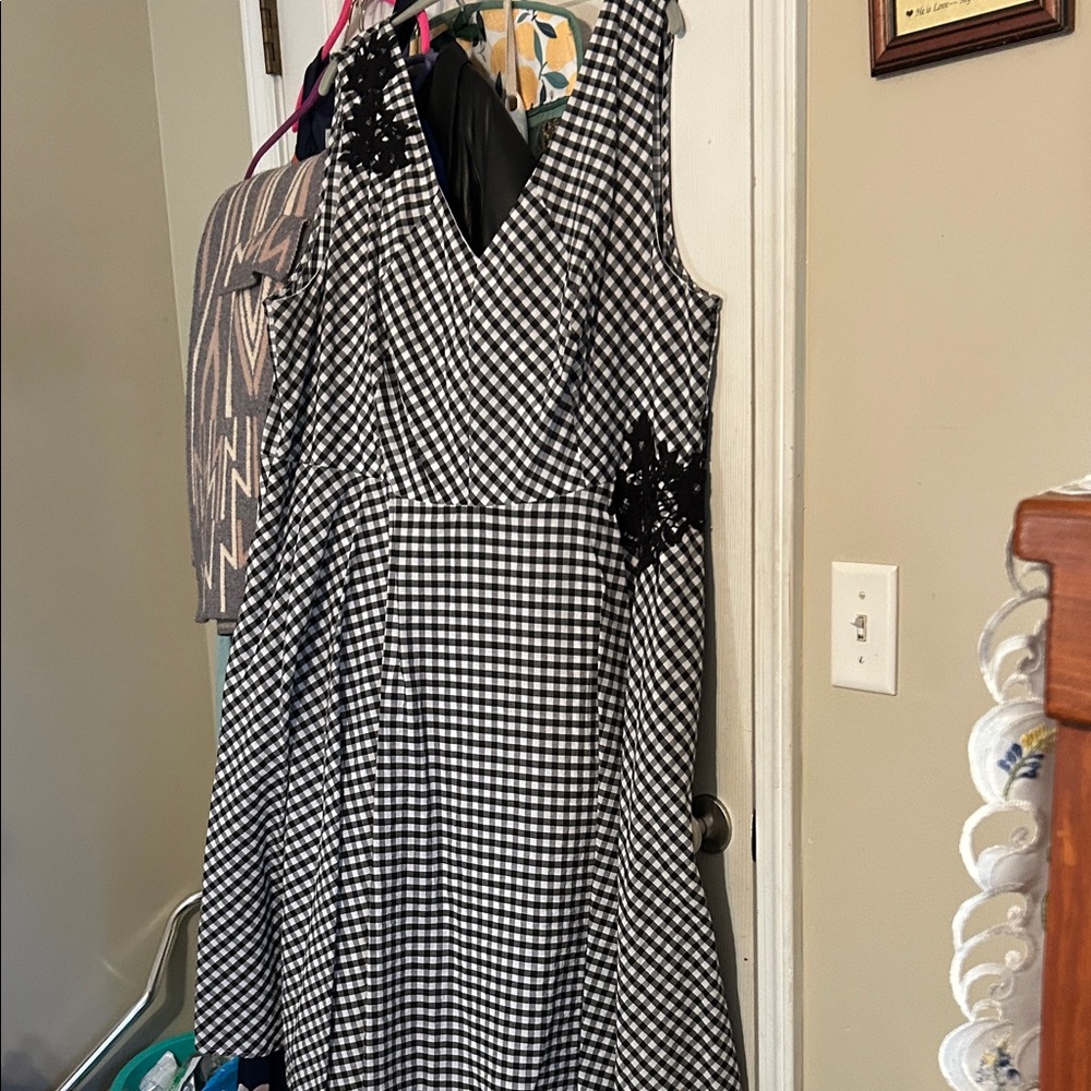 Signature by Sangria Black and White Gingham Dress